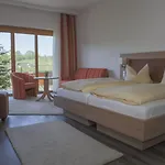 Hotel-gasthof Rose 4* オーバーキルヒ