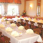 ゲストハウス Hotel-gasthof Rose 4*