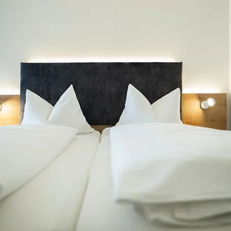 게스트하우스 Hotel-gasthof Rose