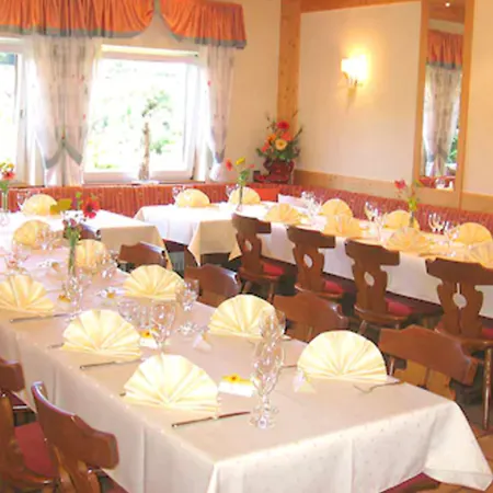 Penzion Hotel-gasthof Rose 4*