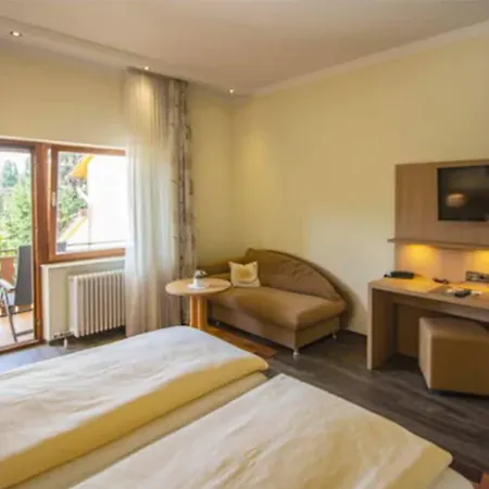 Hotel-gasthof Rose Gæstehus 4*